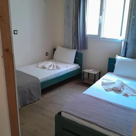 بيت للعطل Logaki House *