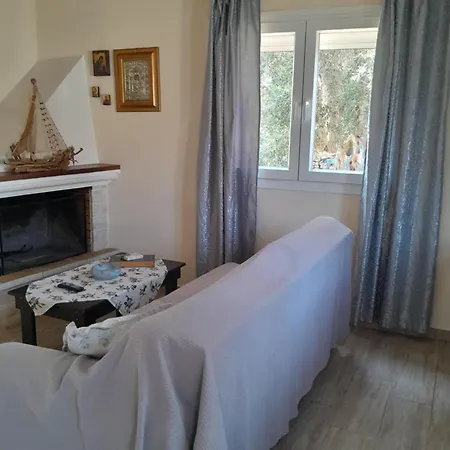 بيت للعطل Logaki House *